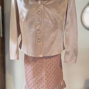 Dazzling Pink Two-Piece Craig Signer Silk Suit! 🤩